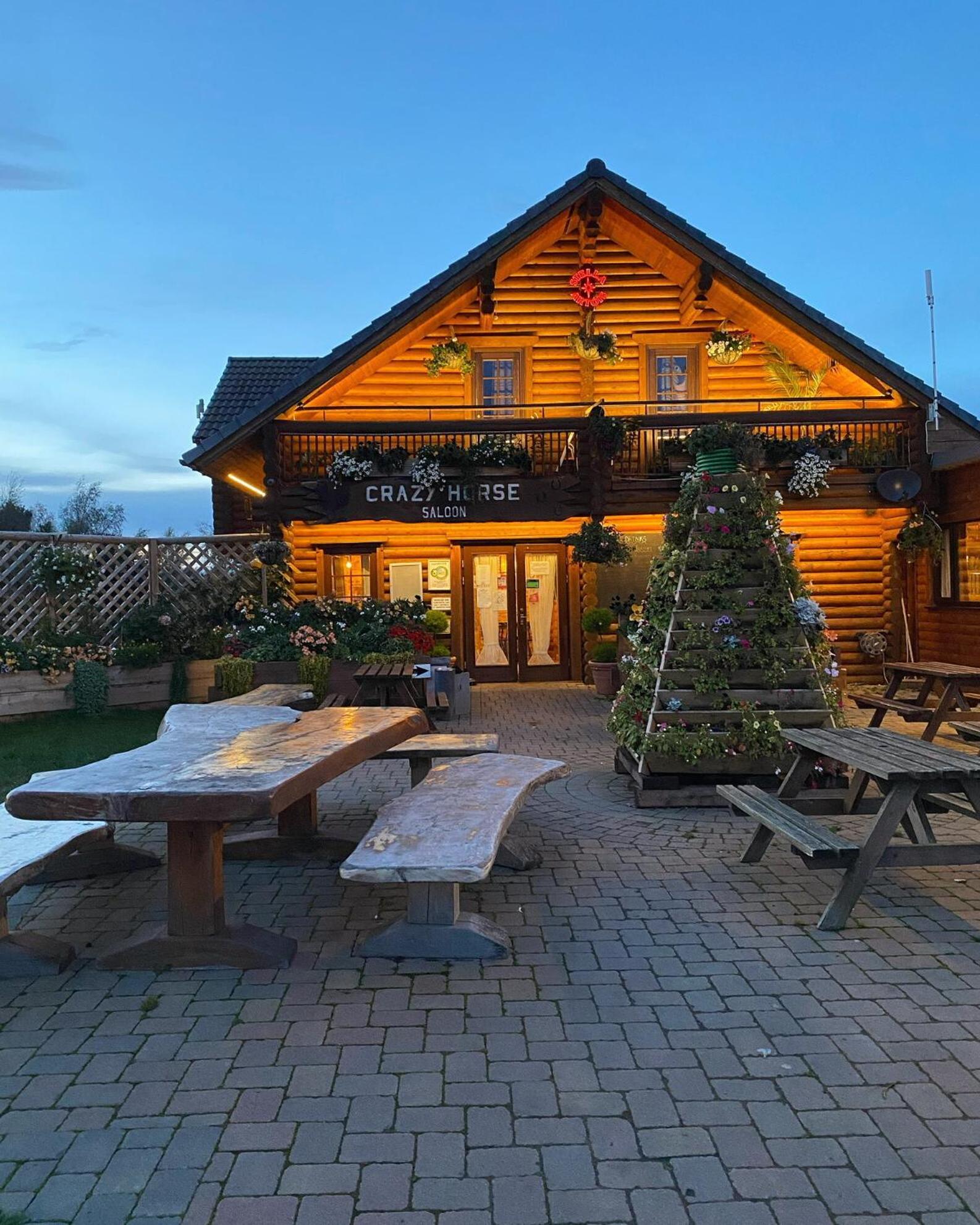 Sundance Lodge, Fantastic New Cabin With Hot Tub - Sleeps 6 - Largest In Felmoor Park Morpeth Eksteriør billede