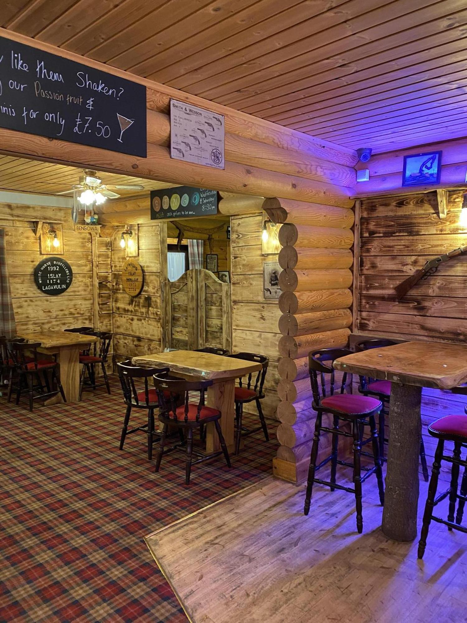 Sundance Lodge, Fantastic New Cabin With Hot Tub - Sleeps 6 - Largest In Felmoor Park Morpeth Eksteriør billede